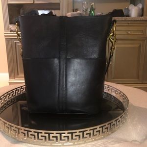 NWT Frye Black Bucket Shoulder Bag Purse!